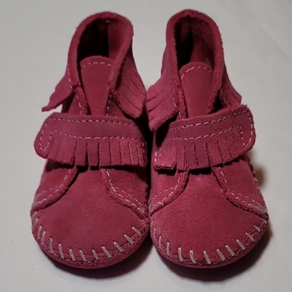 Minnetonka Pink Fringe Moccasins Soft Suede